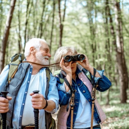 Wandern mit Fernglas