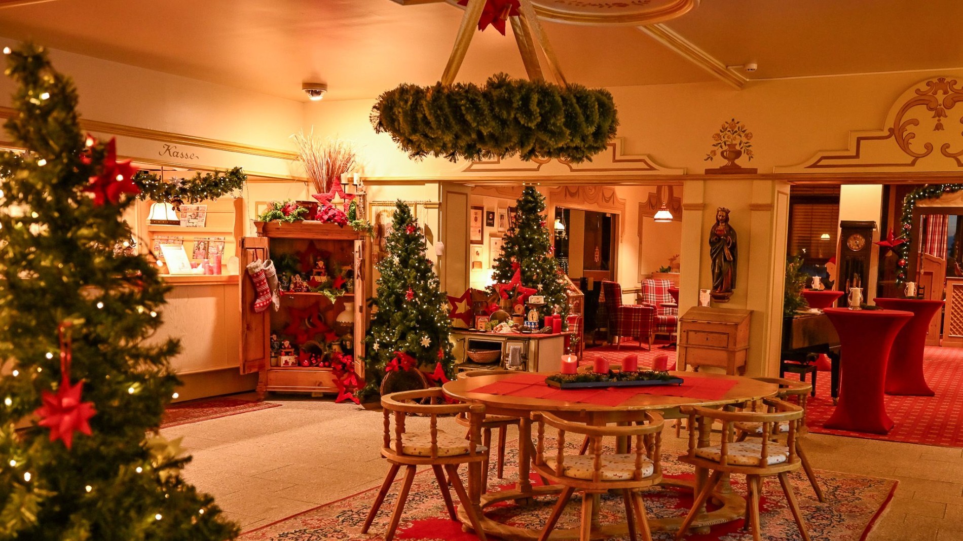 Hotel Kaiseralm - Hotelhalle_01