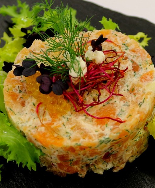 Tatar vom gebeiztem Saibling