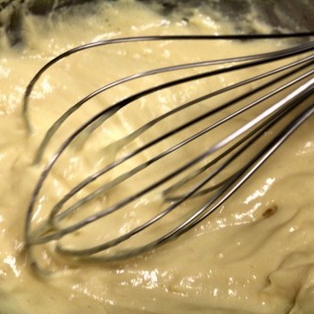 Stangenspargel mit gebeiztem Lachs - selbstgemachte Hollandaise