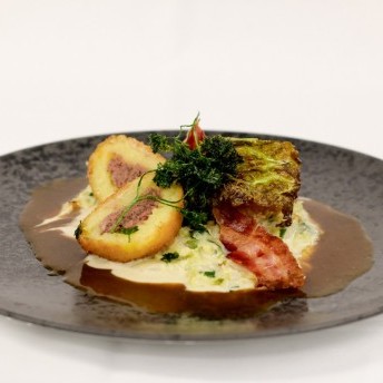 Gebackene Leberwurstknödel