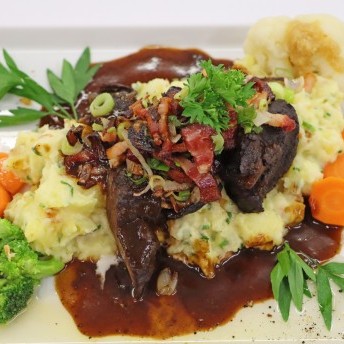 Geschmorte Rinderbäckchen