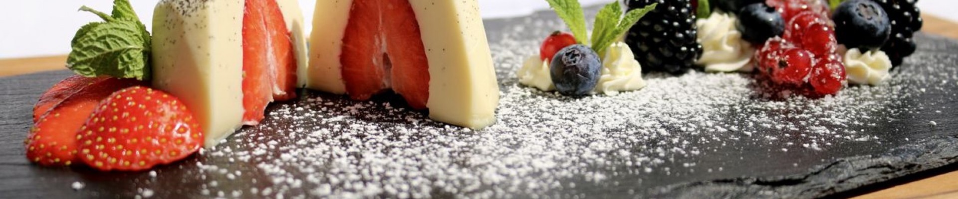 Panna Cotta mit Beeren
