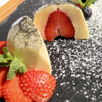 Panna Cotta mit Beeren