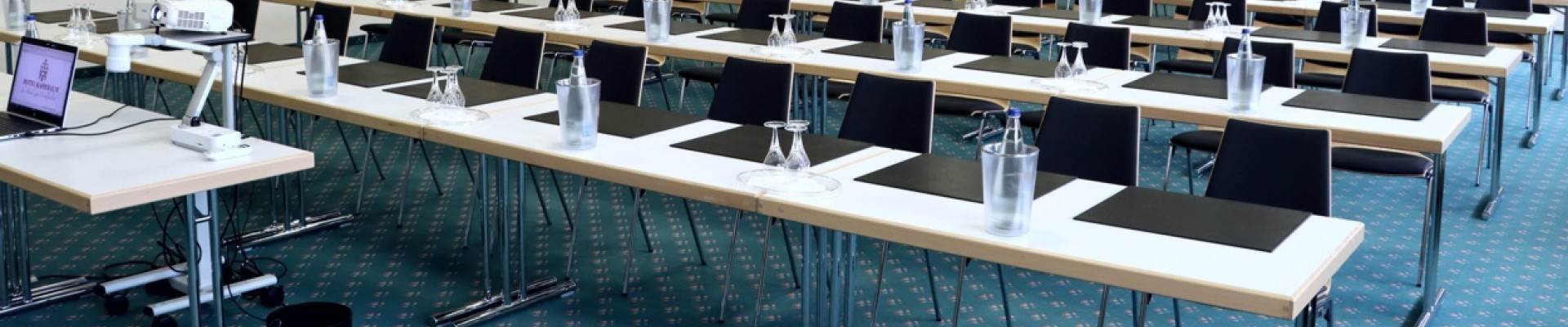 Tagungsraum Franz - parlamentarisch