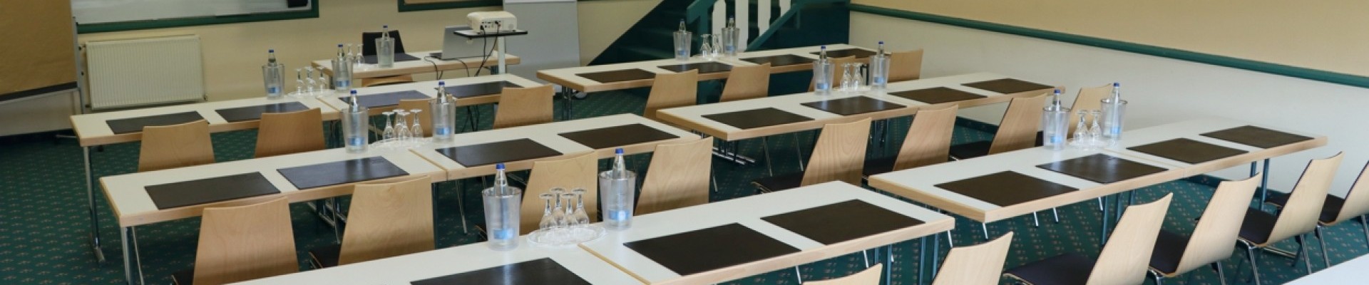 Tagungsraum Josef - parlamentarisch