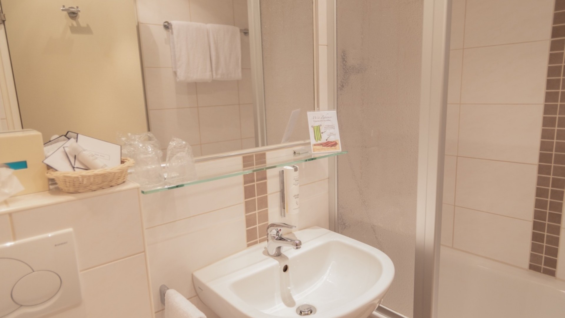 Beispielbad Doppelzimmer